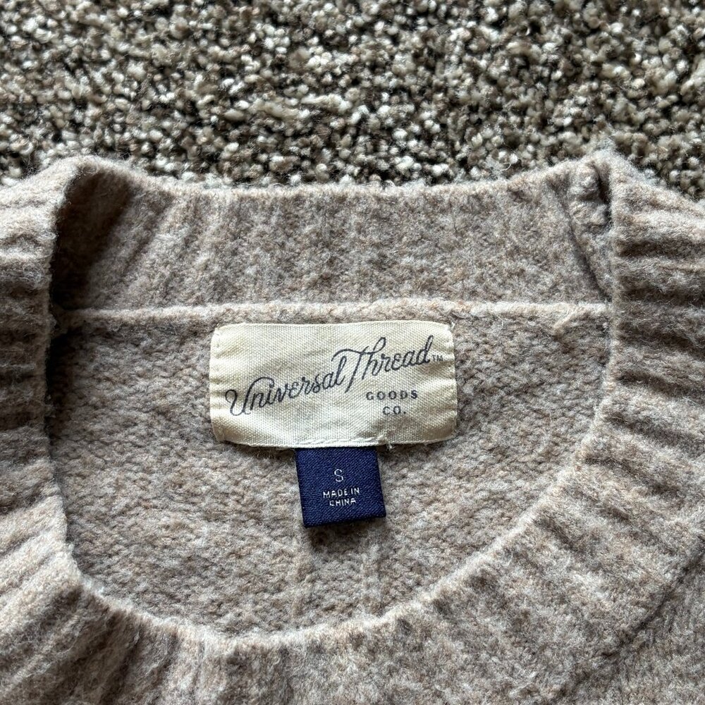 Universal Thread Cropped Sweater - Picture 2 of 2